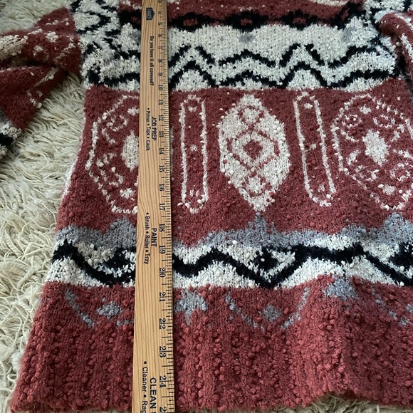 Vici Small Aztec Inspired Sweater - Picture 6 of 13